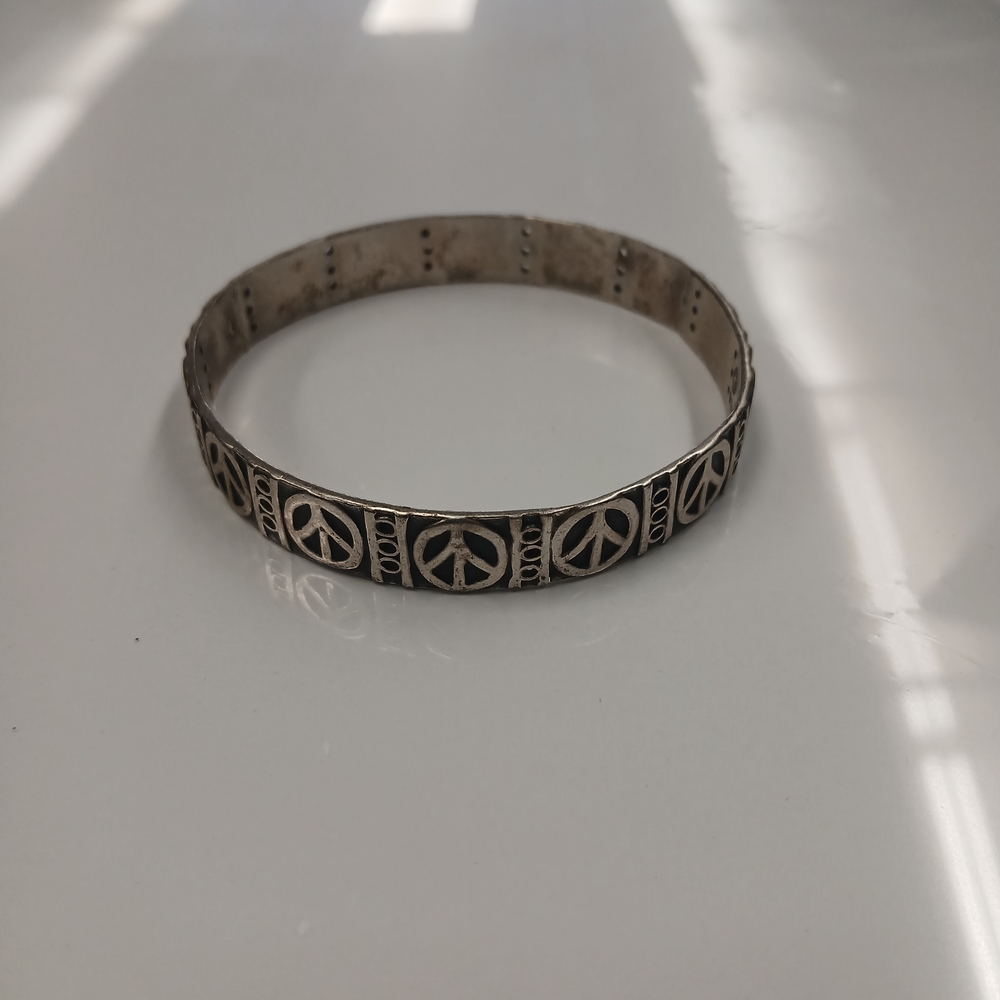 Silver Peace Sign Bracelet